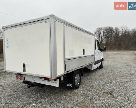 Белый Мерседес Sprinter, объемом двигателя 2.2 л и пробегом 173 тыс. км за 22900 $, фото 5 на Automoto.ua