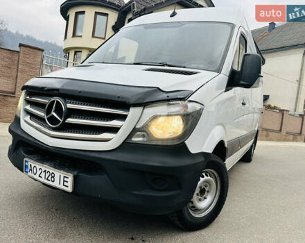Белый Мерседес Sprinter, объемом двигателя 2.1 л и пробегом 330 тыс. км за 18700 $, фото 7 на Automoto.ua