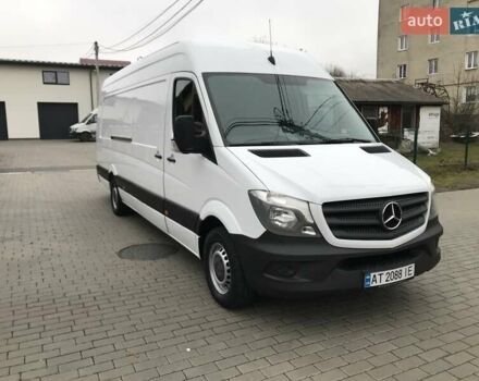 Белый Мерседес Sprinter, объемом двигателя 2.14 л и пробегом 217 тыс. км за 23700 $, фото 3 на Automoto.ua