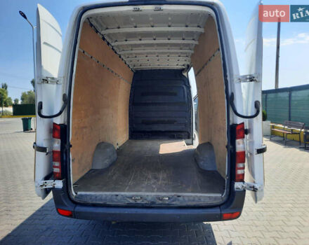 Белый Мерседес Sprinter, объемом двигателя 2.1 л и пробегом 300 тыс. км за 15999 $, фото 4 на Automoto.ua