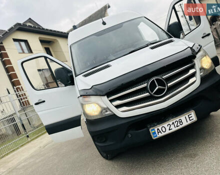 Белый Мерседес Sprinter, объемом двигателя 2.1 л и пробегом 330 тыс. км за 18700 $, фото 35 на Automoto.ua