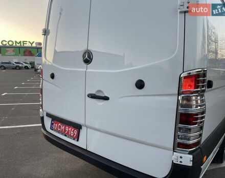 Белый Мерседес Sprinter, объемом двигателя 2.2 л и пробегом 320 тыс. км за 23500 $, фото 22 на Automoto.ua