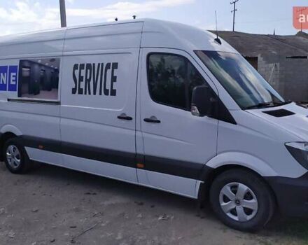 Белый Мерседес Sprinter, объемом двигателя 3 л и пробегом 300 тыс. км за 26850 $, фото 4 на Automoto.ua