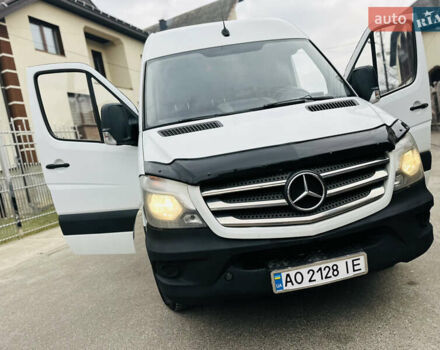 Белый Мерседес Sprinter, объемом двигателя 2.1 л и пробегом 330 тыс. км за 18700 $, фото 132 на Automoto.ua