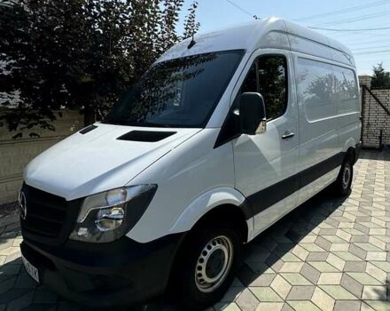 Белый Мерседес Sprinter, объемом двигателя 2.14 л и пробегом 176 тыс. км за 17891 $, фото 2 на Automoto.ua