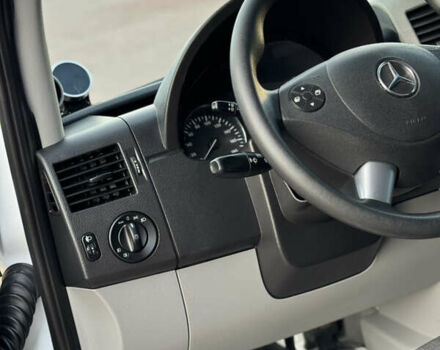 Білий Мерседес Sprinter, об'ємом двигуна 0 л та пробігом 347 тис. км за 17500 $, фото 54 на Automoto.ua