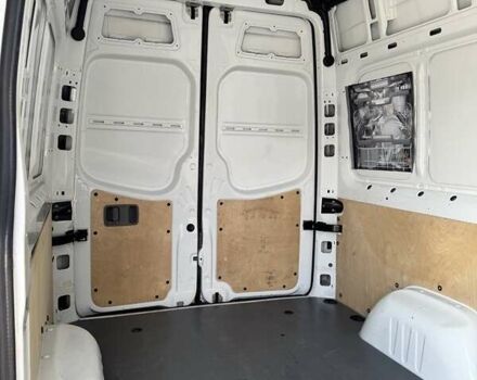 Белый Мерседес Sprinter, объемом двигателя 2.14 л и пробегом 15 тыс. км за 30000 $, фото 32 на Automoto.ua