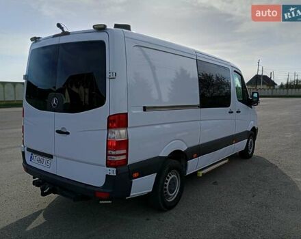 Белый Мерседес Sprinter, объемом двигателя 2.14 л и пробегом 180 тыс. км за 21900 $, фото 4 на Automoto.ua