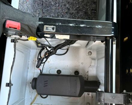 Белый Мерседес Sprinter, объемом двигателя 2.1 л и пробегом 176 тыс. км за 17310 $, фото 12 на Automoto.ua