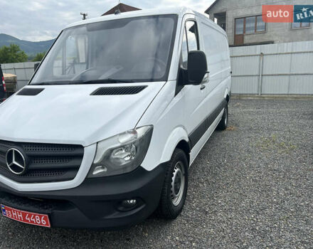 Белый Мерседес Sprinter, объемом двигателя 0 л и пробегом 245 тыс. км за 19800 $, фото 4 на Automoto.ua