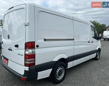 Белый Мерседес Sprinter, объемом двигателя 0 л и пробегом 245 тыс. км за 19800 $, фото 3 на Automoto.ua