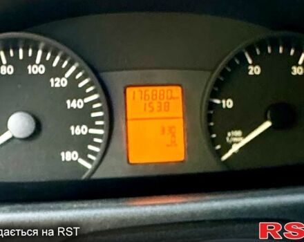 Білий Мерседес Sprinter, об'ємом двигуна 2.1 л та пробігом 176 тис. км за 17400 $, фото 4 на Automoto.ua