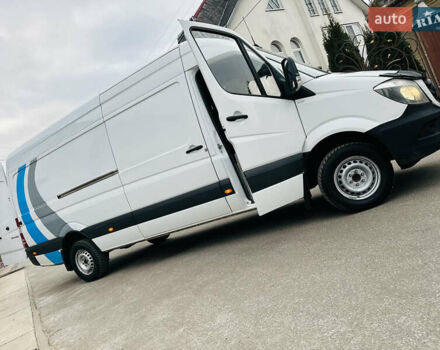 Белый Мерседес Sprinter, объемом двигателя 2.1 л и пробегом 330 тыс. км за 18700 $, фото 158 на Automoto.ua
