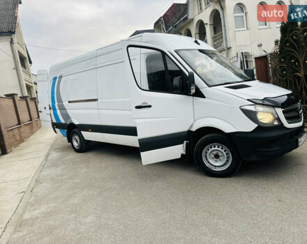 Белый Мерседес Sprinter, объемом двигателя 2.1 л и пробегом 330 тыс. км за 18700 $, фото 116 на Automoto.ua