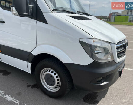 Белый Мерседес Sprinter, объемом двигателя 2.2 л и пробегом 320 тыс. км за 22400 $, фото 17 на Automoto.ua