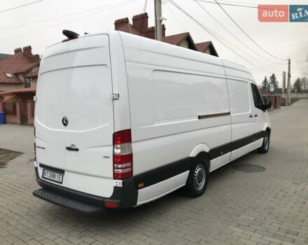 Белый Мерседес Sprinter, объемом двигателя 2.14 л и пробегом 217 тыс. км за 23700 $, фото 5 на Automoto.ua