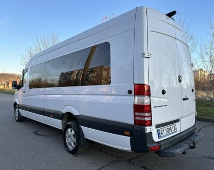 Белый Мерседес Sprinter, объемом двигателя 3 л и пробегом 300 тыс. км за 35500 $, фото 4 на Automoto.ua