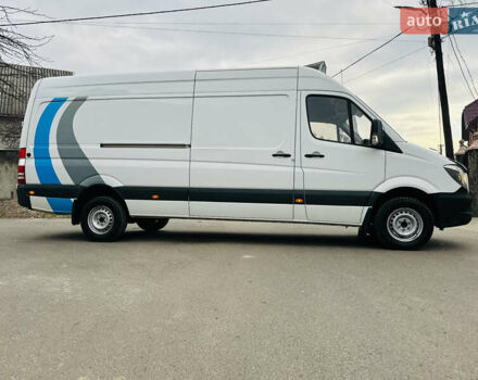 Белый Мерседес Sprinter, объемом двигателя 2.1 л и пробегом 330 тыс. км за 18700 $, фото 133 на Automoto.ua