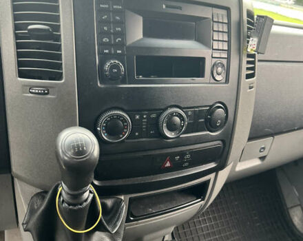 Білий Мерседес Sprinter, об'ємом двигуна 2.14 л та пробігом 398 тис. км за 16000 $, фото 9 на Automoto.ua
