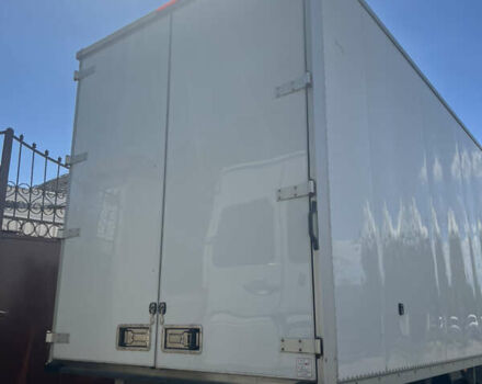 Белый Мерседес Sprinter, объемом двигателя 3 л и пробегом 150 тыс. км за 33000 $, фото 5 на Automoto.ua