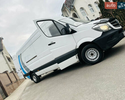 Белый Мерседес Sprinter, объемом двигателя 2.1 л и пробегом 330 тыс. км за 18700 $, фото 160 на Automoto.ua