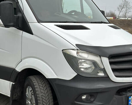 Белый Мерседес Sprinter, объемом двигателя 2.14 л и пробегом 470 тыс. км за 15800 $, фото 5 на Automoto.ua