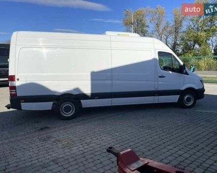 Белый Мерседес Sprinter, объемом двигателя 3 л и пробегом 517 тыс. км за 31800 $, фото 2 на Automoto.ua