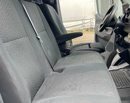 Белый Мерседес Sprinter, объемом двигателя 2.2 л и пробегом 256 тыс. км за 22690 $, фото 4 на Automoto.ua