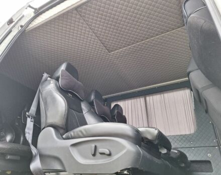 Белый Мерседес Sprinter, объемом двигателя 2.1 л и пробегом 320 тыс. км за 45000 $, фото 4 на Automoto.ua