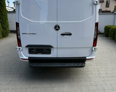 Белый Мерседес Sprinter, объемом двигателя 2.14 л и пробегом 304 тыс. км за 35000 $, фото 12 на Automoto.ua