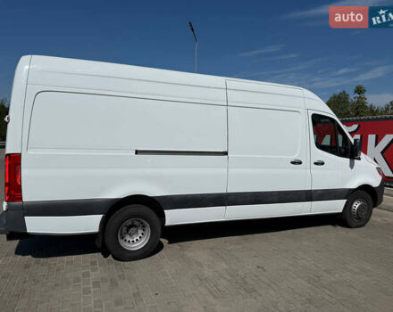 Белый Мерседес Sprinter, объемом двигателя 2.99 л и пробегом 164 тыс. км за 40999 $, фото 4 на Automoto.ua
