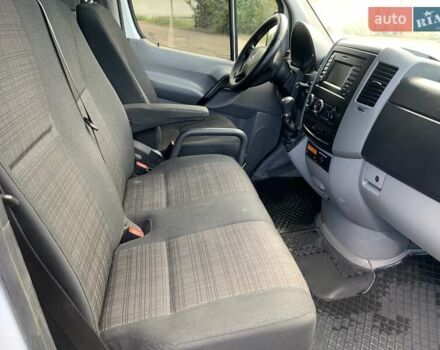 Белый Мерседес Sprinter, объемом двигателя 2.14 л и пробегом 232 тыс. км за 29999 $, фото 10 на Automoto.ua
