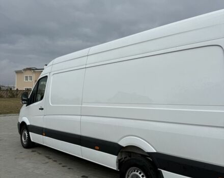 Белый Мерседес Sprinter, объемом двигателя 2.1 л и пробегом 290 тыс. км за 22699 $, фото 4 на Automoto.ua