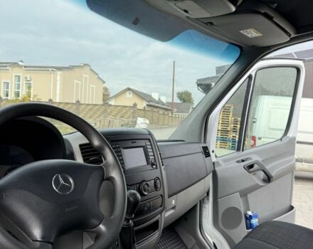 Белый Мерседес Sprinter, объемом двигателя 2.1 л и пробегом 290 тыс. км за 22699 $, фото 11 на Automoto.ua