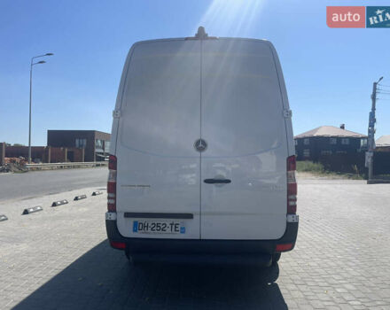 Белый Мерседес Sprinter, объемом двигателя 0 л и пробегом 350 тыс. км за 18000 $, фото 5 на Automoto.ua