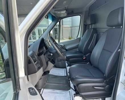 Белый Мерседес Sprinter, объемом двигателя 3 л и пробегом 83 тыс. км за 19000 $, фото 8 на Automoto.ua