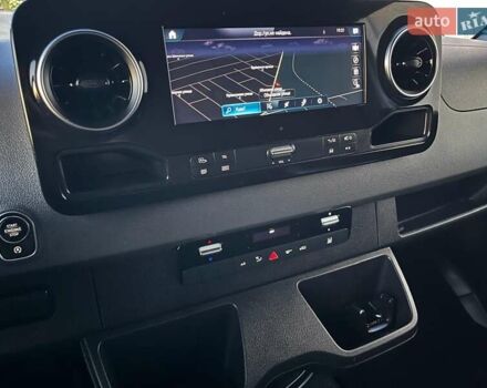 Белый Мерседес Sprinter, объемом двигателя 2.99 л и пробегом 330 тыс. км за 33500 $, фото 96 на Automoto.ua