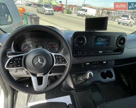 Білий Мерседес Sprinter, об'ємом двигуна 2.2 л та пробігом 300 тис. км за 25000 $, фото 14 на Automoto.ua