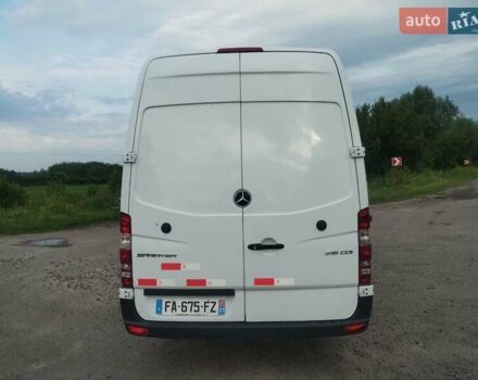 Белый Мерседес Sprinter, объемом двигателя 2.2 л и пробегом 262 тыс. км за 20800 $, фото 5 на Automoto.ua
