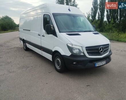 Белый Мерседес Sprinter, объемом двигателя 2.2 л и пробегом 262 тыс. км за 20800 $, фото 7 на Automoto.ua
