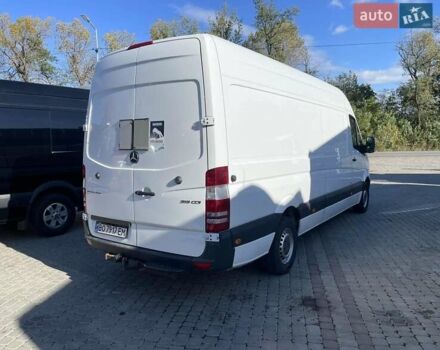 Белый Мерседес Sprinter, объемом двигателя 3 л и пробегом 517 тыс. км за 31800 $, фото 3 на Automoto.ua
