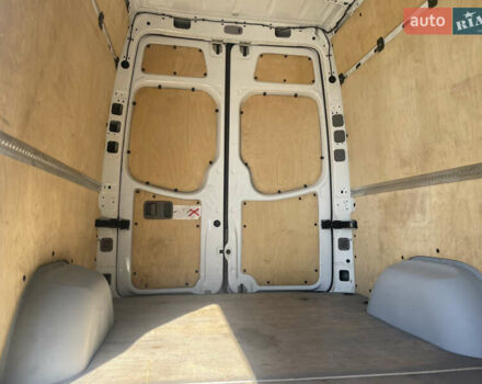 Белый Мерседес Sprinter, объемом двигателя 0 л и пробегом 350 тыс. км за 18000 $, фото 11 на Automoto.ua