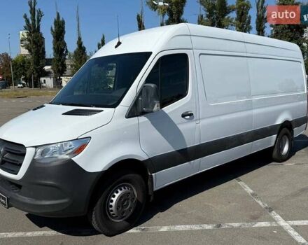 Белый Мерседес Sprinter, объемом двигателя 2.99 л и пробегом 164 тыс. км за 40999 $, фото 2 на Automoto.ua