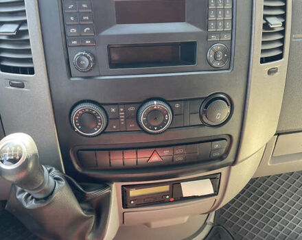 Белый Мерседес Sprinter, объемом двигателя 2.14 л и пробегом 34 тыс. км за 36000 $, фото 7 на Automoto.ua