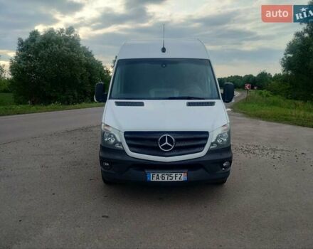 Белый Мерседес Sprinter, объемом двигателя 2.2 л и пробегом 262 тыс. км за 20800 $, фото 6 на Automoto.ua