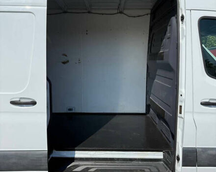 Белый Мерседес Sprinter, объемом двигателя 2.99 л и пробегом 164 тыс. км за 40999 $, фото 10 на Automoto.ua