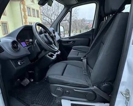 Белый Мерседес Sprinter, объемом двигателя 2.99 л и пробегом 222 тыс. км за 38200 $, фото 8 на Automoto.ua