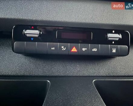 Белый Мерседес Sprinter, объемом двигателя 2.99 л и пробегом 330 тыс. км за 33500 $, фото 59 на Automoto.ua