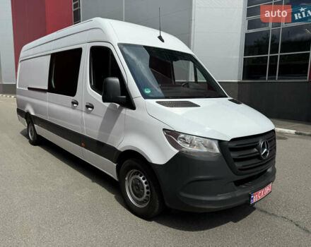 Белый Мерседес Sprinter, объемом двигателя 2.14 л и пробегом 193 тыс. км за 26900 $, фото 3 на Automoto.ua
