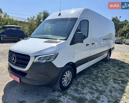 Белый Мерседес Sprinter, объемом двигателя 3 л и пробегом 270 тыс. км за 38000 $, фото 2 на Automoto.ua